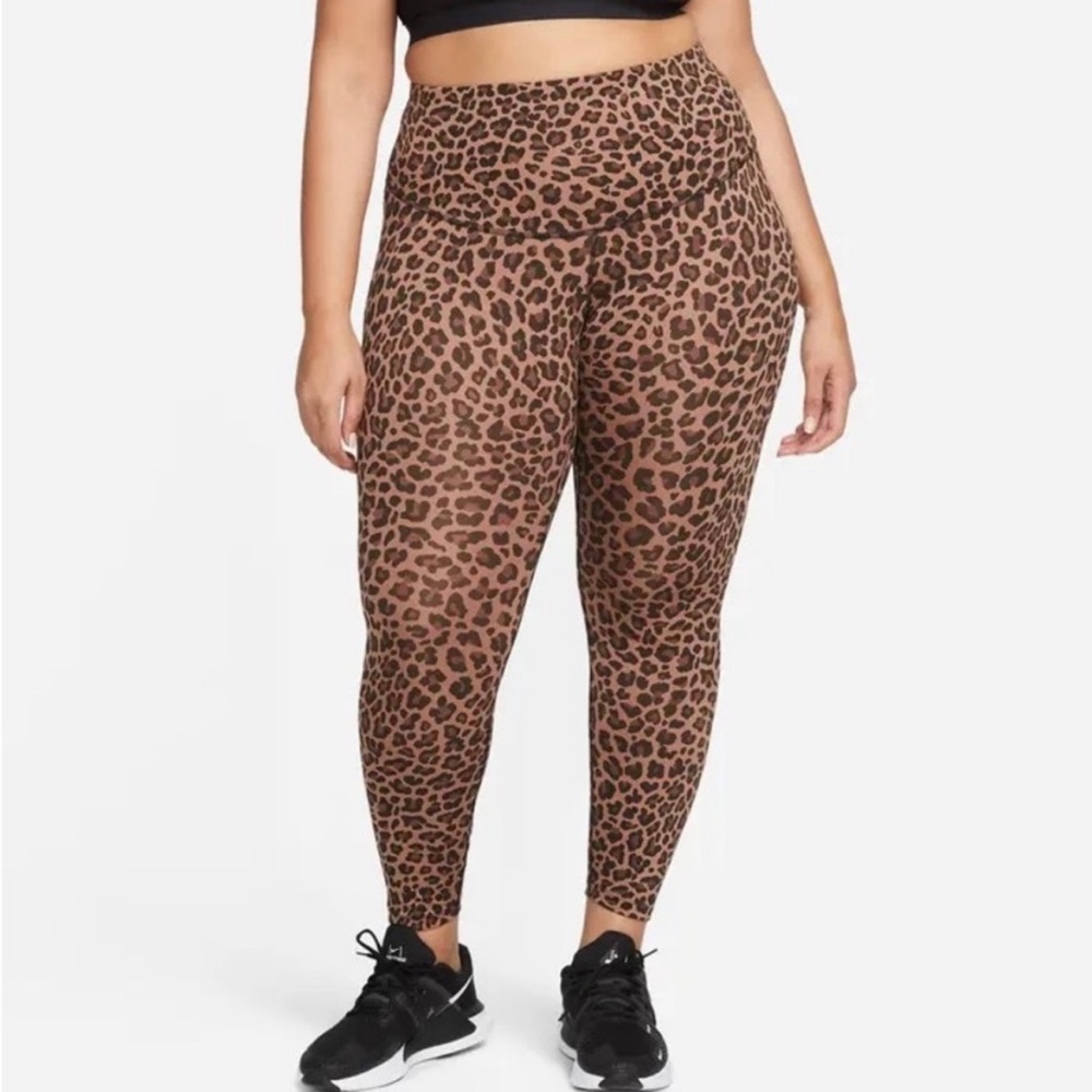 Nike One Dri-FIT Leggings Leopard print